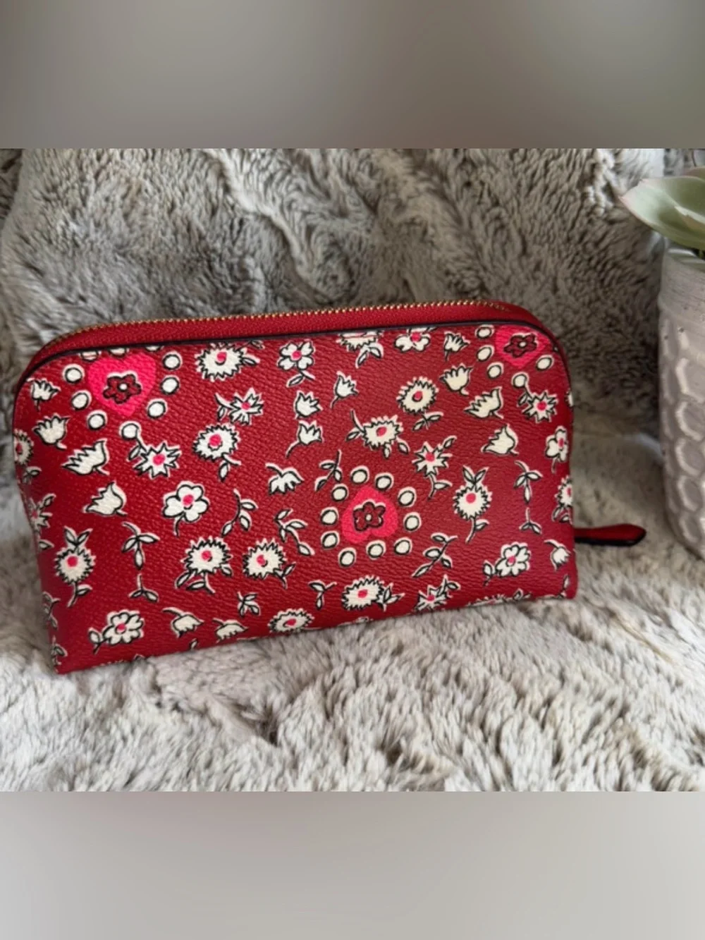Coach Red Floral Small Cosmetic Pouch w/ Beauty Items
